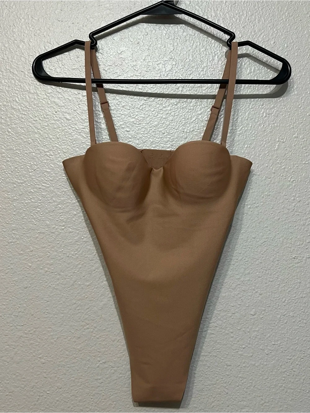 SKIMS Bodysuit Underwire Thong Bodysuit Sienna Size XXS NWT